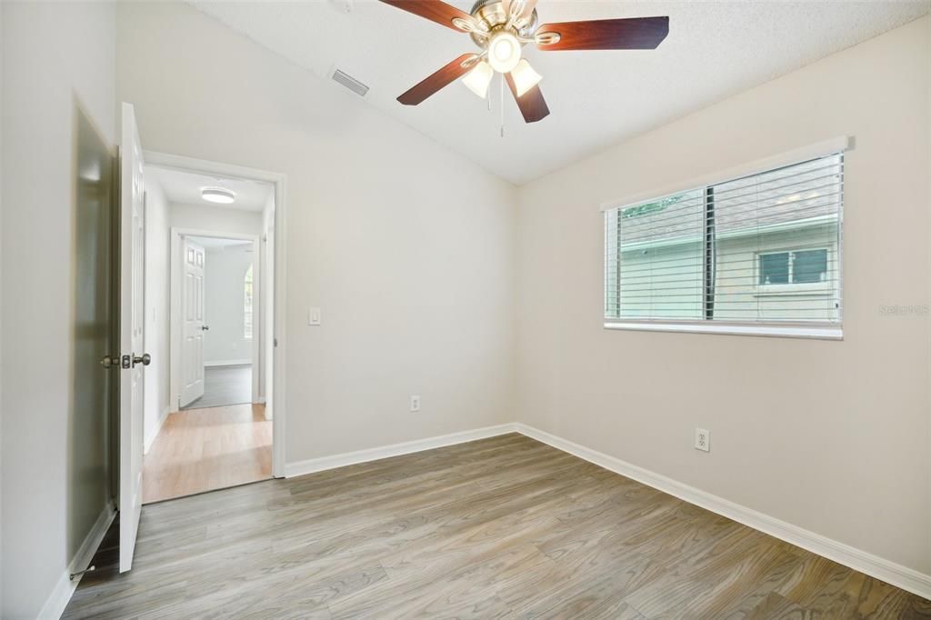 For Sale: $329,900 (3 beds, 2 baths, 1519 Square Feet)