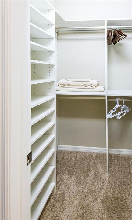 Walk-in Closet 1