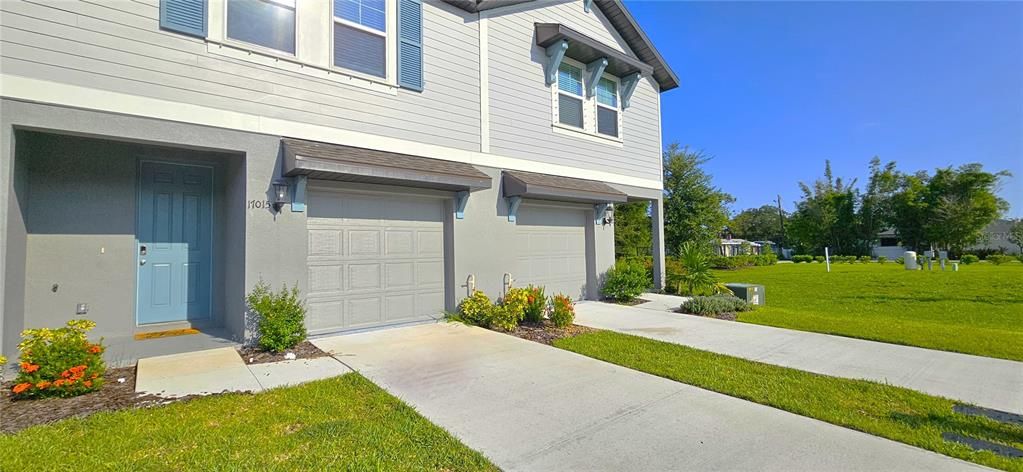 17015 Coral Key Dr, Nokomis, FL 34275: 1485sf, two story townhome includes attached 1 car garage, 3 bedrooms, 3 bathrooms, laundry room