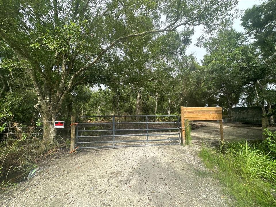 En Venta: $79,999 (1.45 acres)