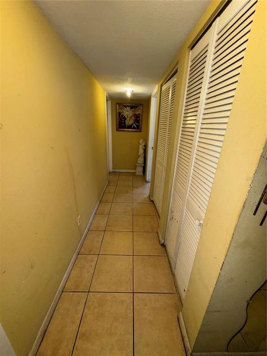 Activo con contrato: $275,000 (3 camas, 2 baños, 1376 Pies cuadrados)