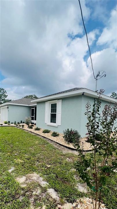 Active With Contract: $299,000 (4 beds, 2 baths, 1724 Square Feet)