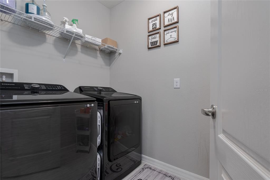 Active With Contract: $2,500 (3 beds, 2 baths, 1822 Square Feet)