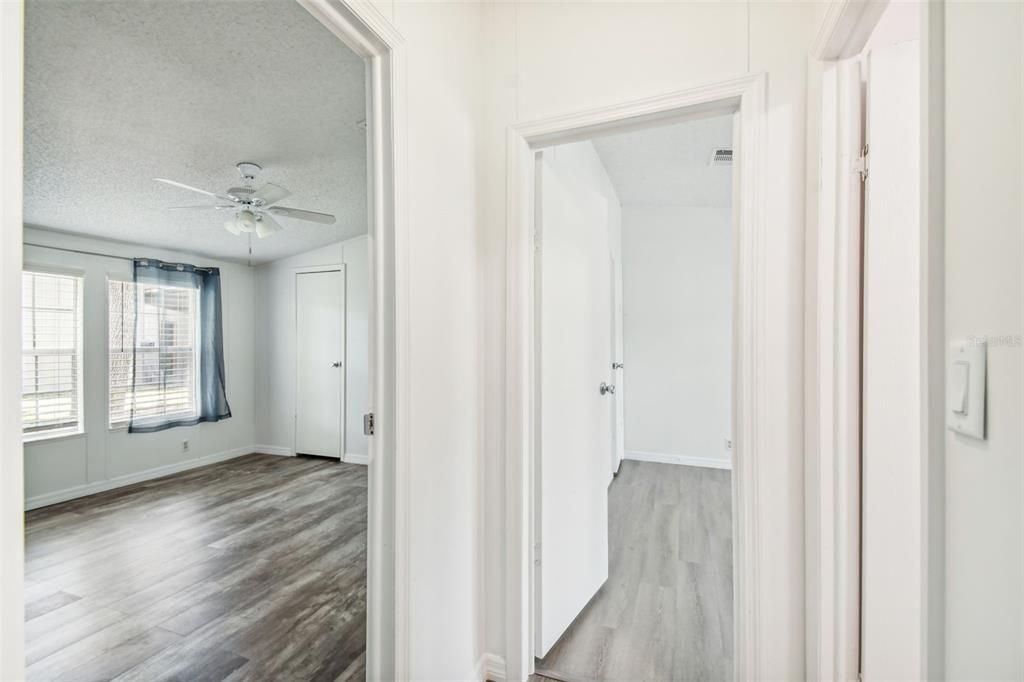 Active With Contract: $344,900 (3 beds, 2 baths, 1782 Square Feet)