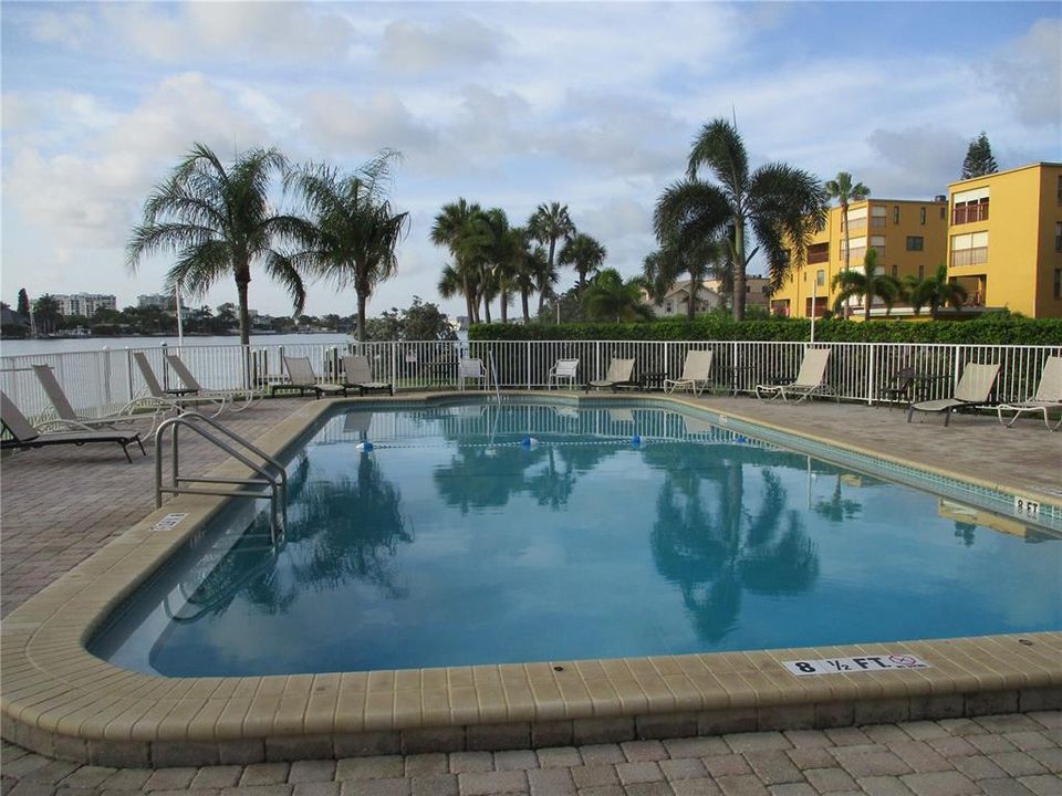 HEATED WATERSIDE POOL