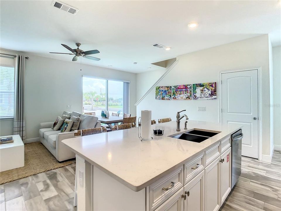 Active With Contract: $429,000 (4 beds, 3 baths, 1719 Square Feet)