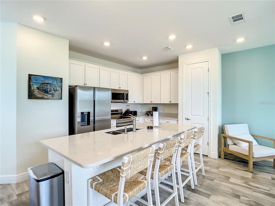 Active With Contract: $429,000 (4 beds, 3 baths, 1719 Square Feet)