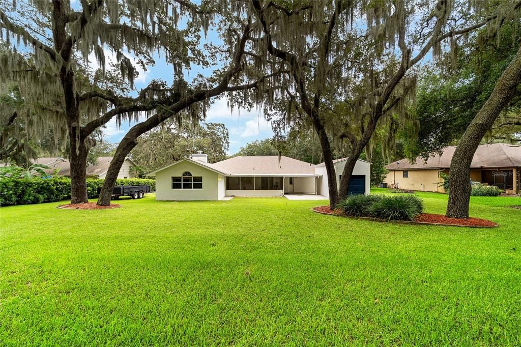 Active With Contract: $430,000 (4 beds, 2 baths, 2530 Square Feet)