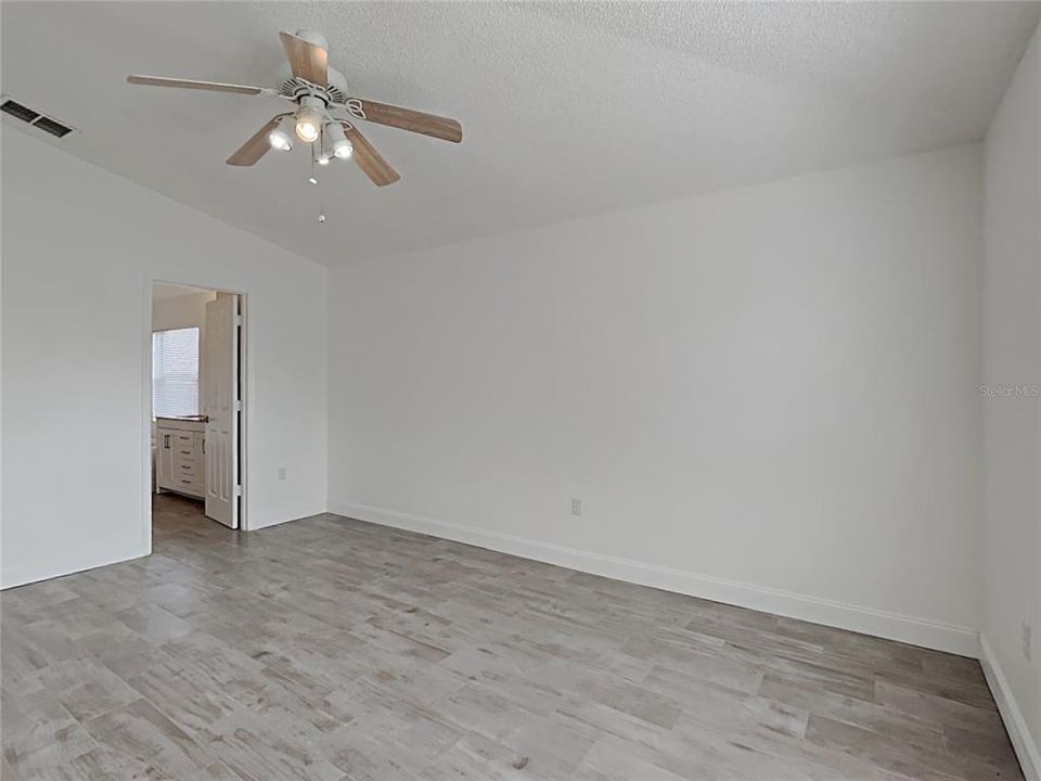 For Rent: $1,855 (3 beds, 2 baths, 1847 Square Feet)