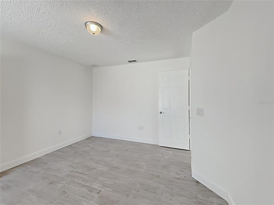 For Rent: $1,855 (3 beds, 2 baths, 1847 Square Feet)