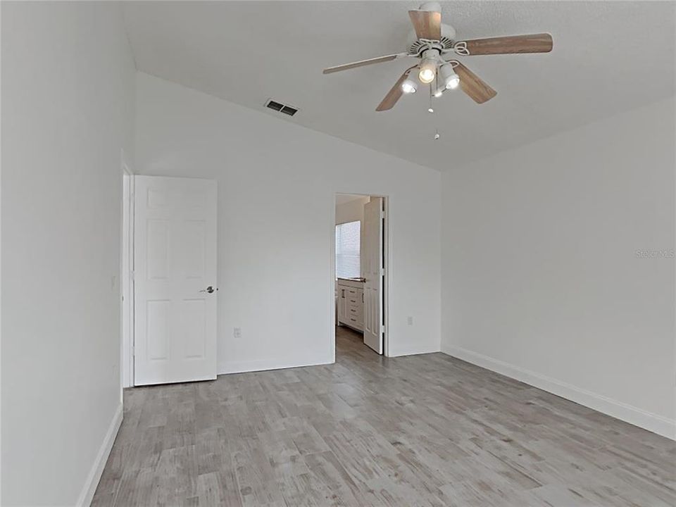 For Rent: $1,855 (3 beds, 2 baths, 1847 Square Feet)