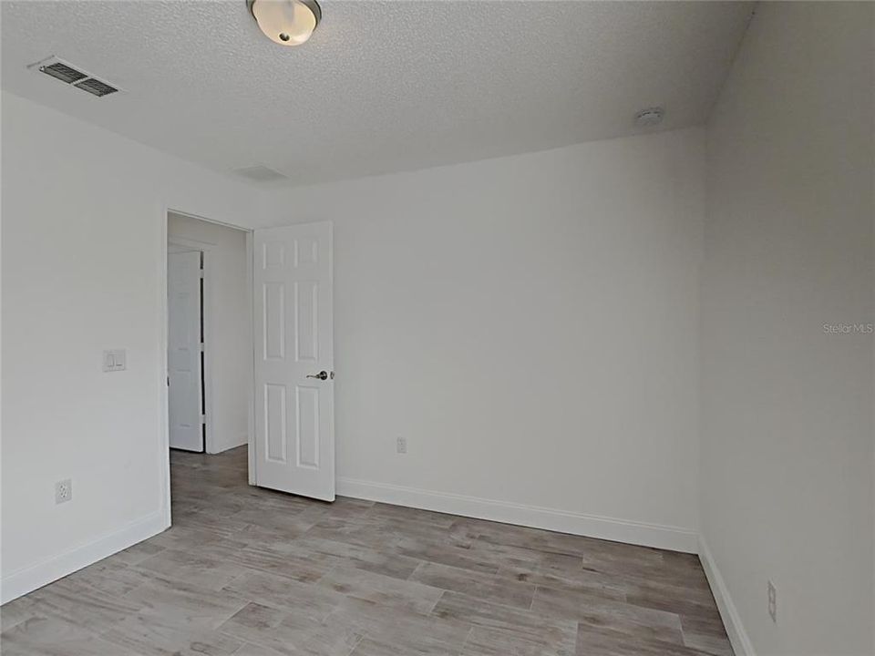 For Rent: $1,855 (3 beds, 2 baths, 1847 Square Feet)