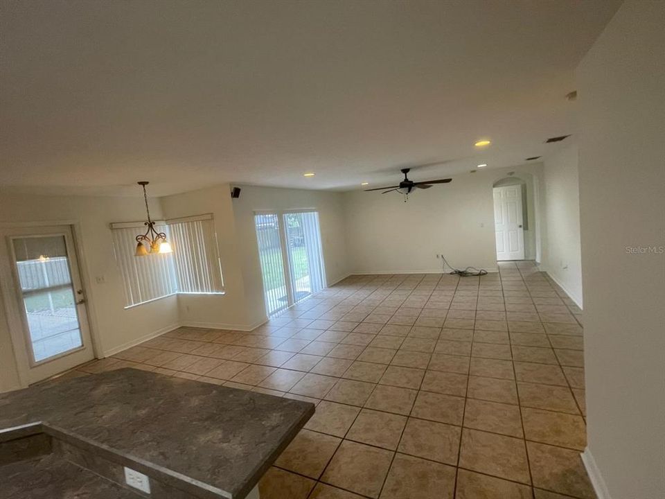 For Rent: $2,500 (4 beds, 3 baths, 2425 Square Feet)