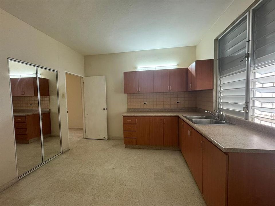 En Venta: $135,000 (2 camas, 1 baños, 10 Pies cuadrados)