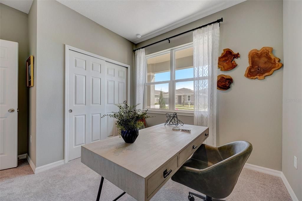 Active With Contract: $381,490 (4 beds, 2 baths, 1839 Square Feet)