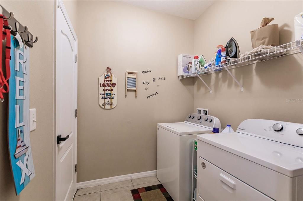 For Sale: $339,500 (3 beds, 2 baths, 1554 Square Feet)