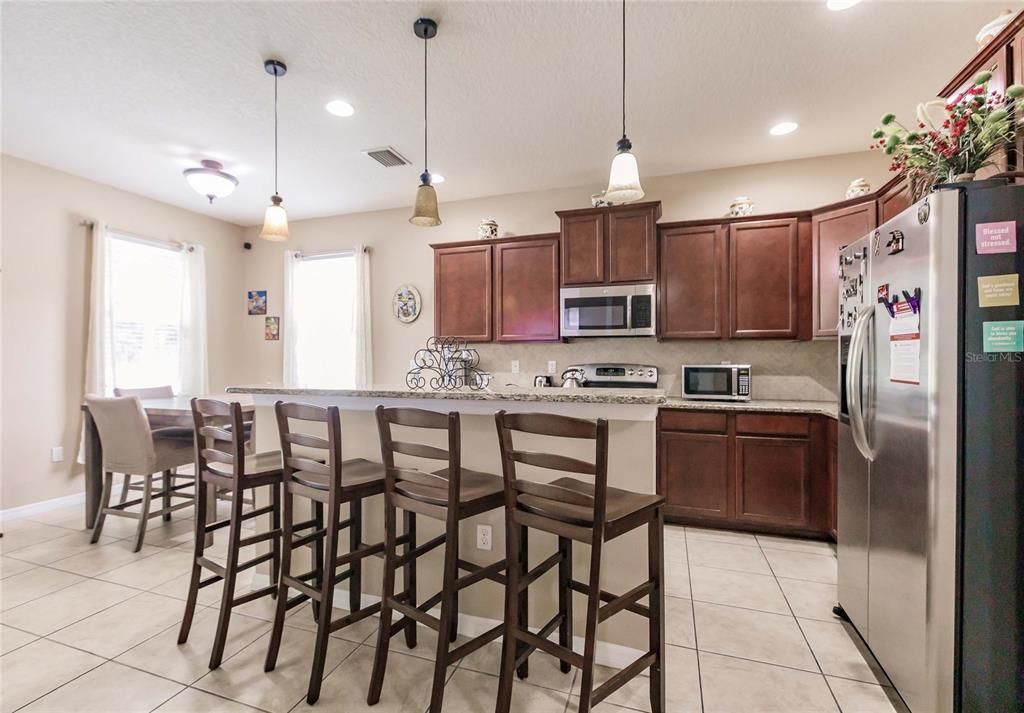 For Sale: $339,500 (3 beds, 2 baths, 1554 Square Feet)