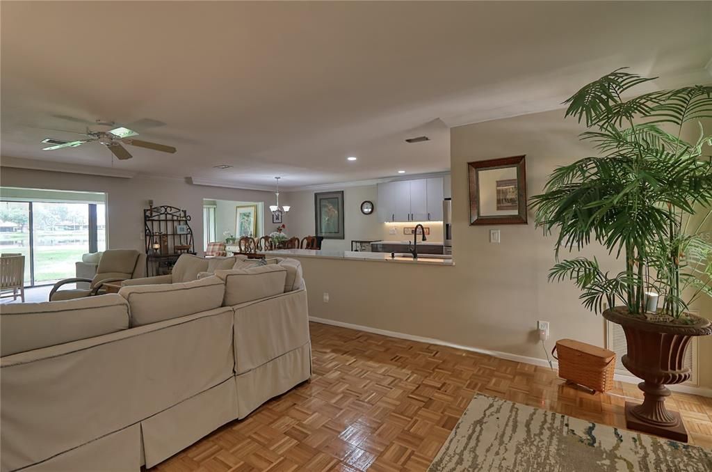 For Sale: $419,000 (2 beds, 2 baths, 1852 Square Feet)