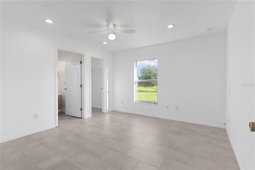 Active With Contract: $229,000 (3 beds, 2 baths, 1259 Square Feet)