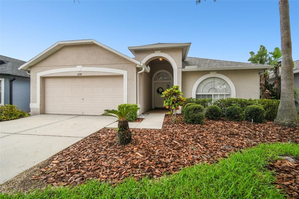 Active With Contract: $414,900 (3 beds, 2 baths, 1640 Square Feet)