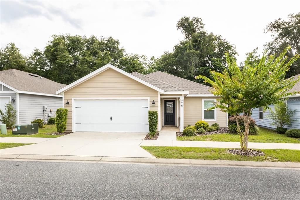 Active With Contract: $295,000 (3 beds, 2 baths, 1535 Square Feet)