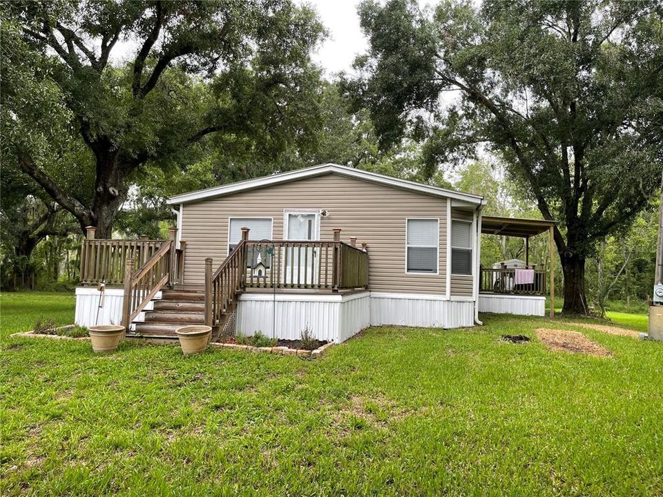 For Sale: $239,900 (2 beds, 2 baths, 960 Square Feet)