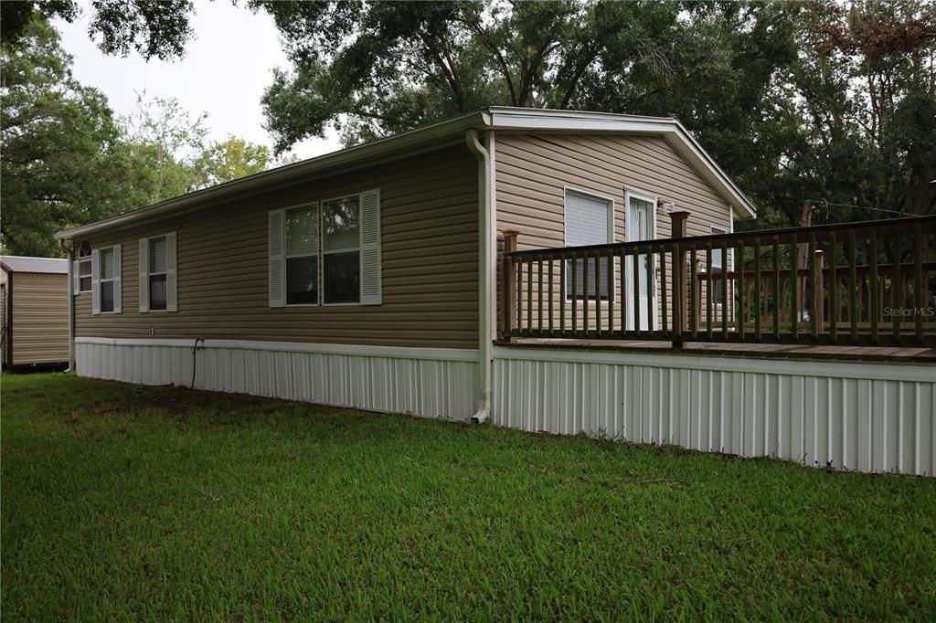 For Sale: $239,900 (2 beds, 2 baths, 960 Square Feet)