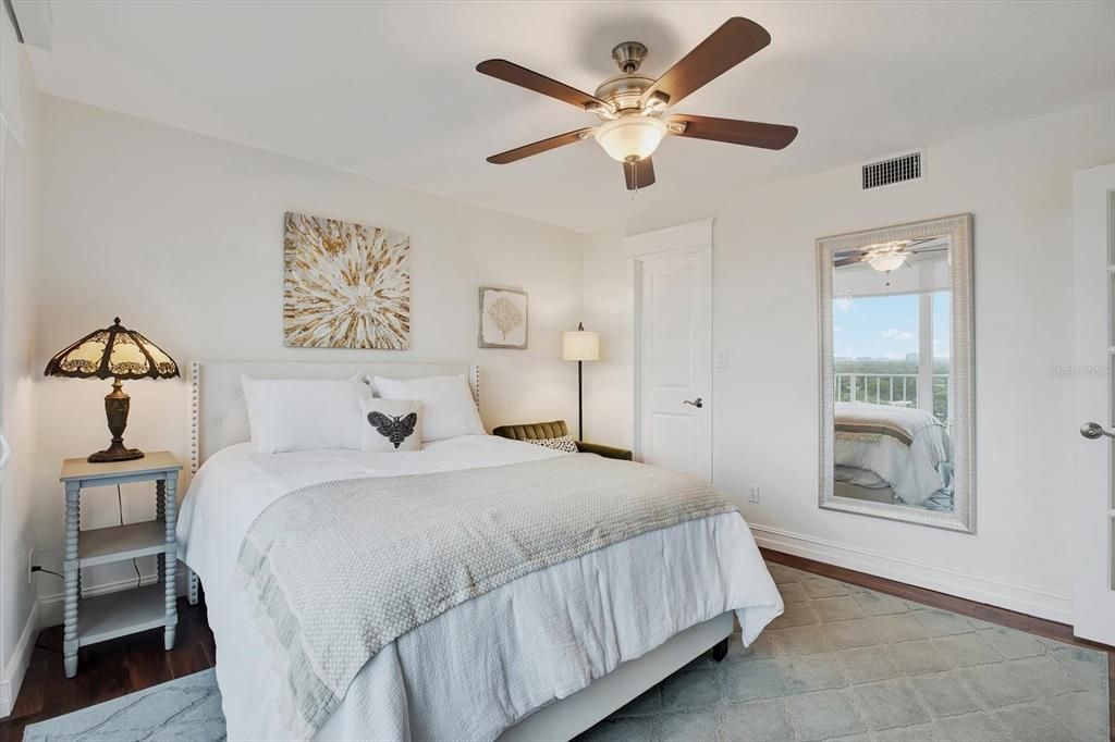 Active With Contract: $1,175,000 (3 beds, 3 baths, 2761 Square Feet)