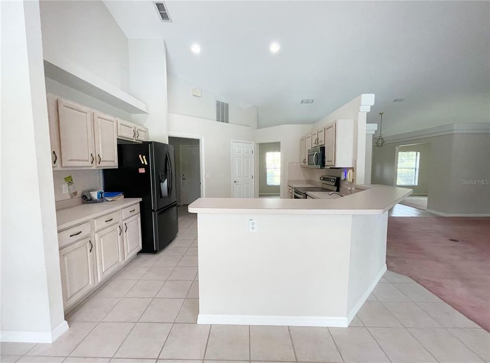 For Sale: $449,900 (4 beds, 2 baths, 2341 Square Feet)