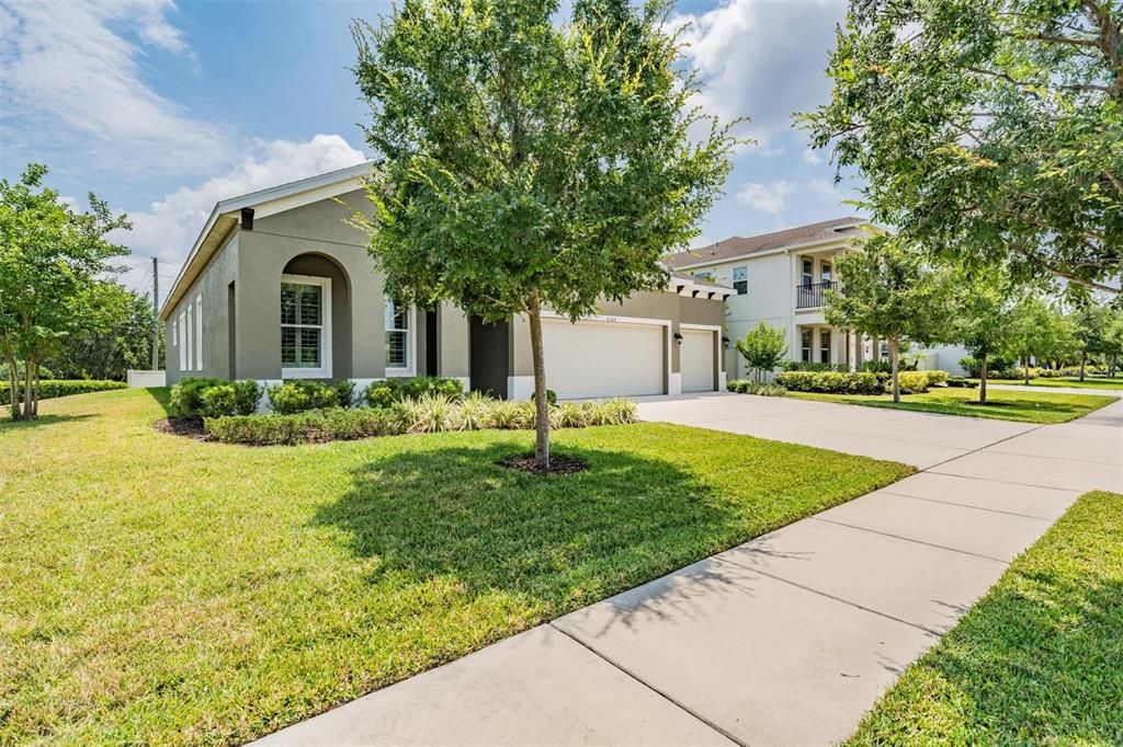 Active With Contract: $4,900 (4 beds, 3 baths, 3332 Square Feet)