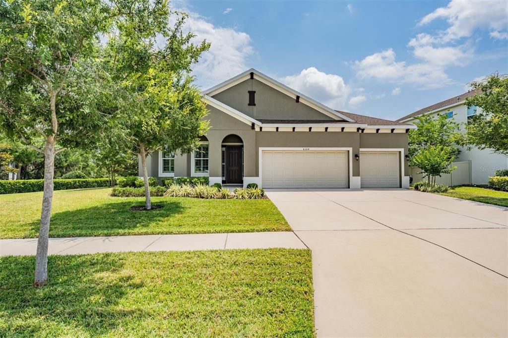 Active With Contract: $4,900 (4 beds, 3 baths, 3332 Square Feet)