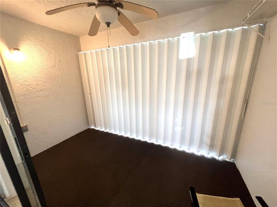 For Rent: $1,450 (2 beds, 2 baths, 884 Square Feet)