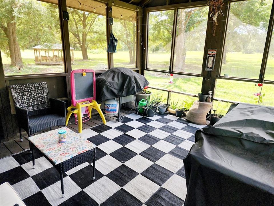 House 2 front screened porch