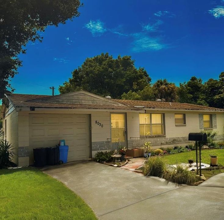 Recently Sold: $285,000 (3 beds, 1 baths, 825 Square Feet)