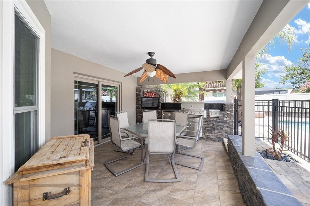 Active With Contract: $450,000 (4 beds, 2 baths, 2300 Square Feet)