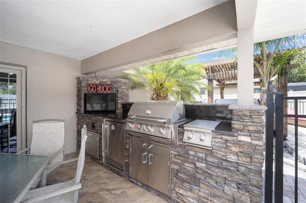 Active With Contract: $450,000 (4 beds, 2 baths, 2300 Square Feet)