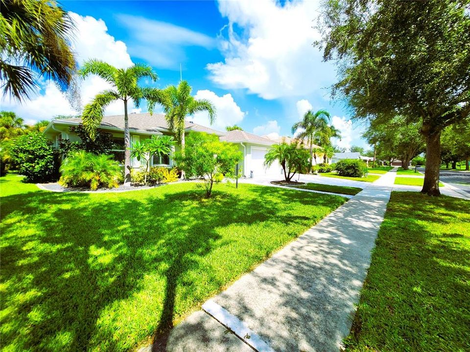 For Sale: $749,000 (3 beds, 2 baths, 1968 Square Feet)