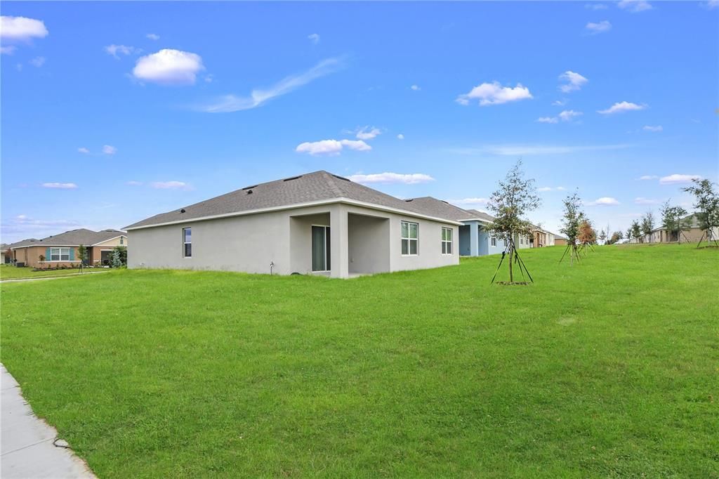 Active With Contract: $2,300 (4 beds, 2 baths, 170 Square Feet)