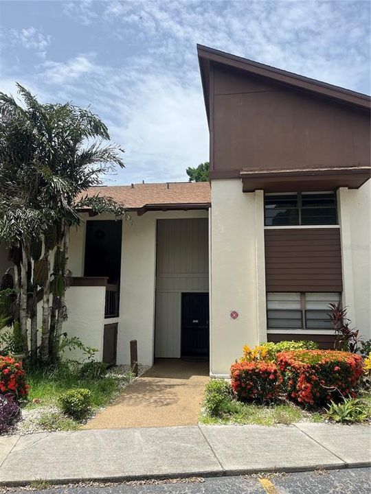 En Venta: $245,000 (2 camas, 2 baños, 1616 Pies cuadrados)