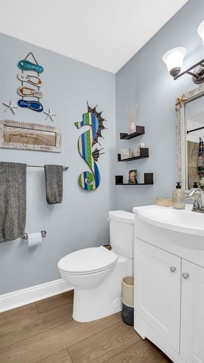 Active With Contract: $465,000 (3 beds, 2 baths, 1356 Square Feet)