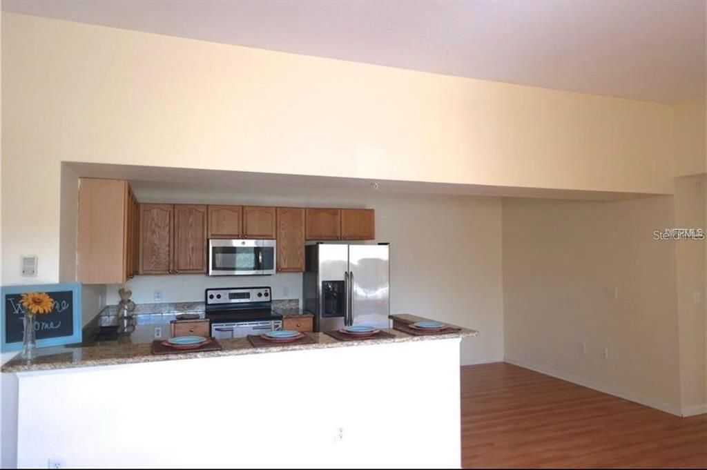 For Rent: $2,150 (3 beds, 2 baths, 1292 Square Feet)