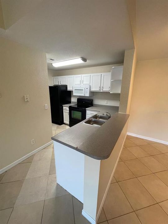 For Rent: $1,650 (2 beds, 2 baths, 1003 Square Feet)