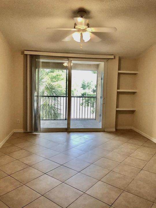 For Rent: $1,650 (2 beds, 2 baths, 1003 Square Feet)