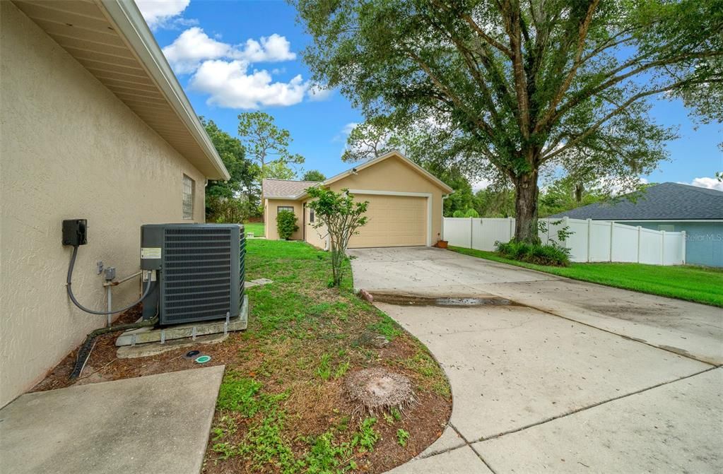 For Sale: $599,000 (3 beds, 2 baths, 2648 Square Feet)