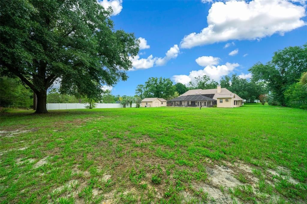 For Sale: $599,000 (3 beds, 2 baths, 2648 Square Feet)