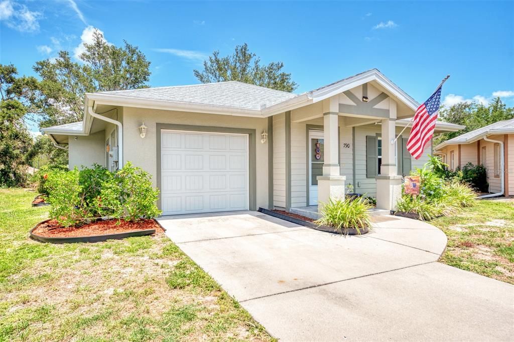 For Sale: $349,900 (3 beds, 2 baths, 1439 Square Feet)