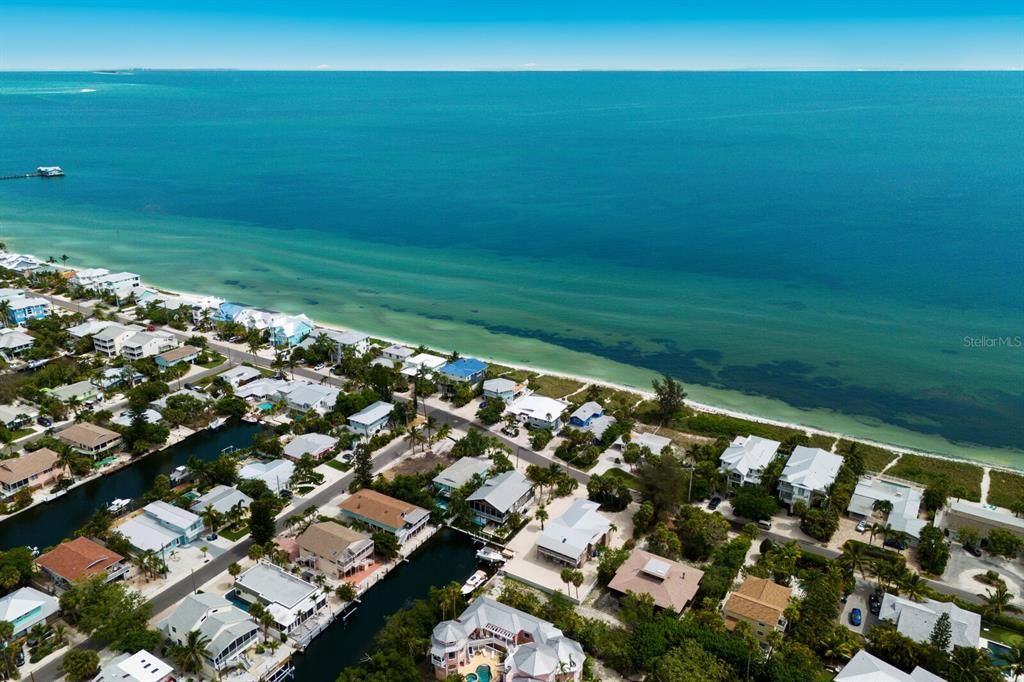 so close to Anna Maria City Pier too