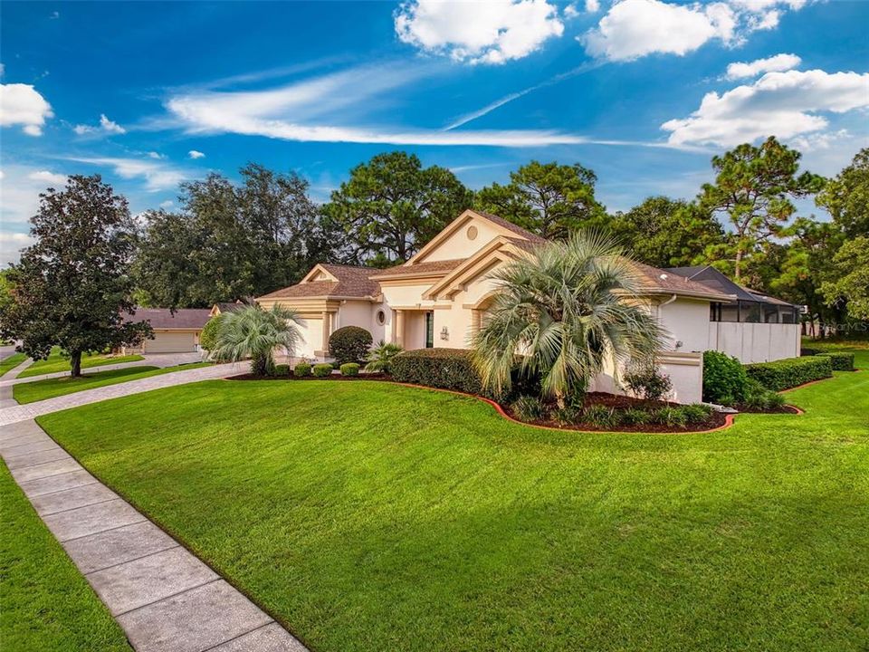 Active With Contract: $499,000 (3 beds, 3 baths, 2270 Square Feet)