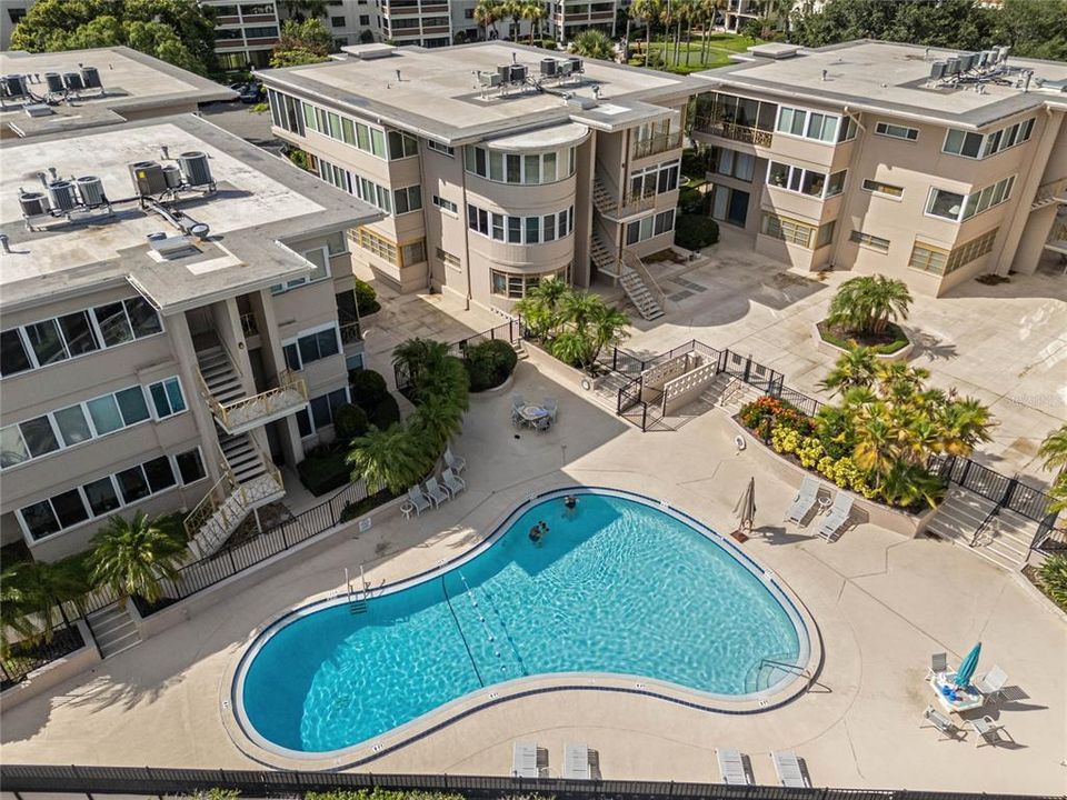 На продажу: $399,000 (1 спален, 1 ванн, 900 Квадратных фут)