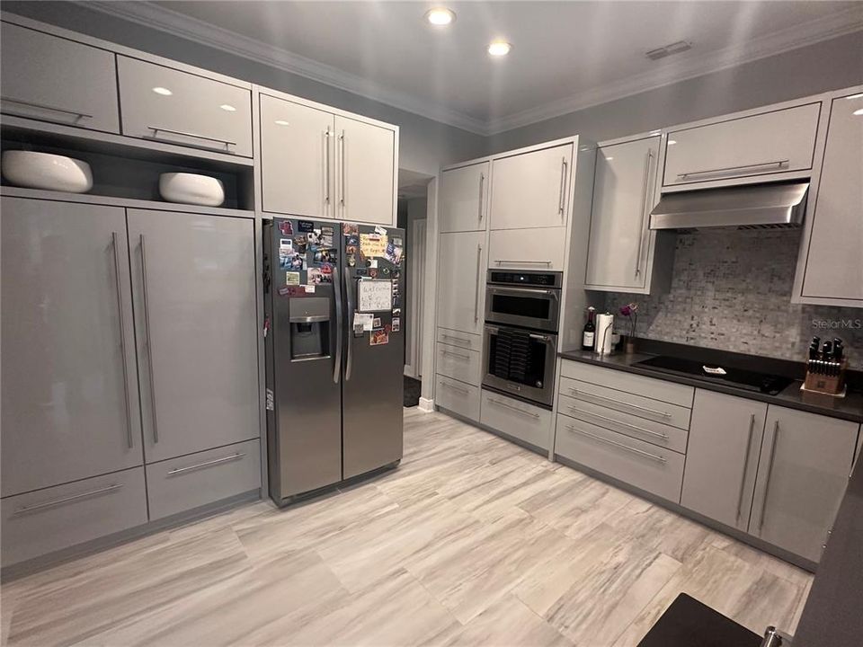 Active With Contract: $5,800 (4 beds, 2 baths, 2427 Square Feet)